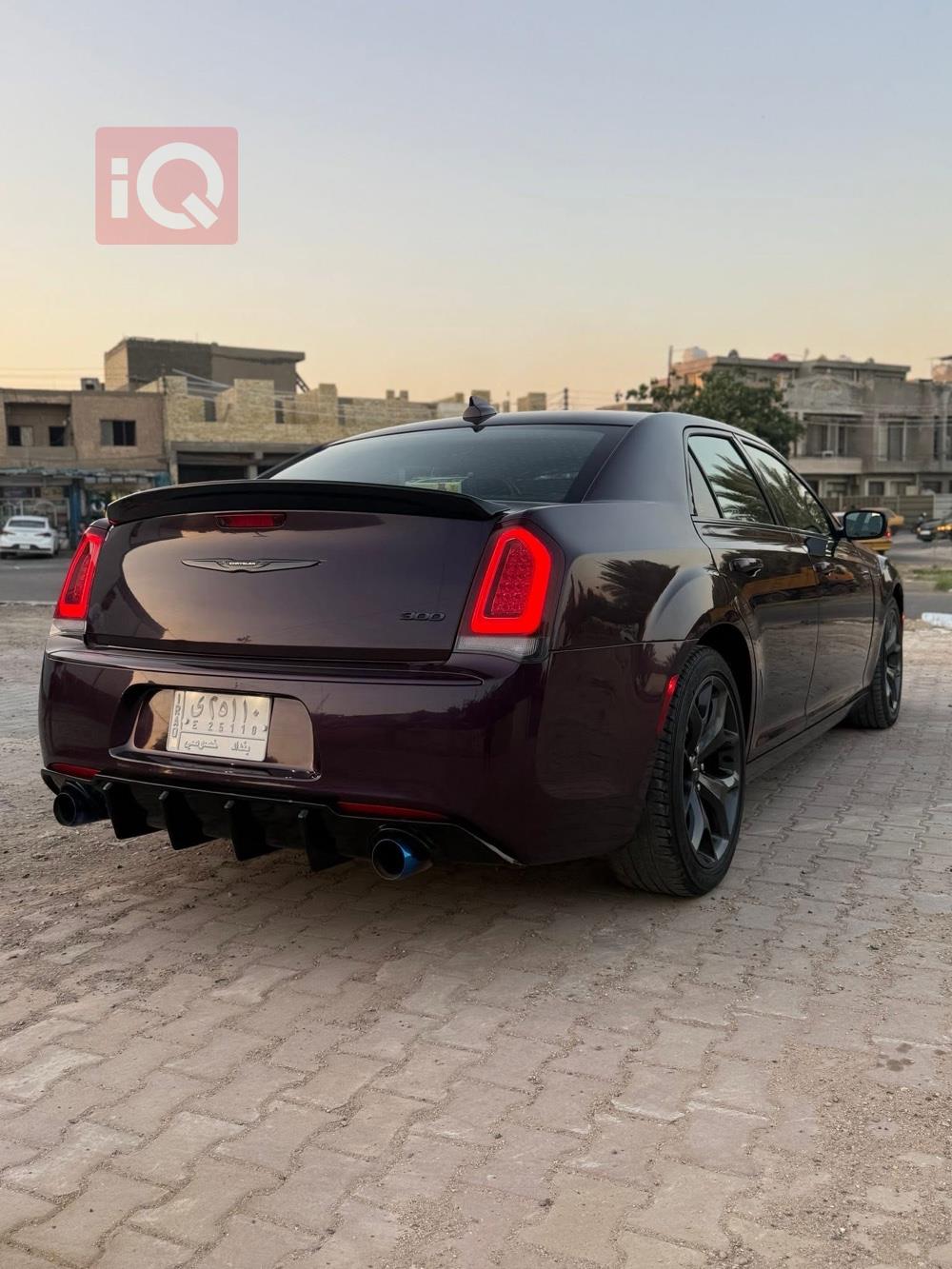 كرايسلر 300